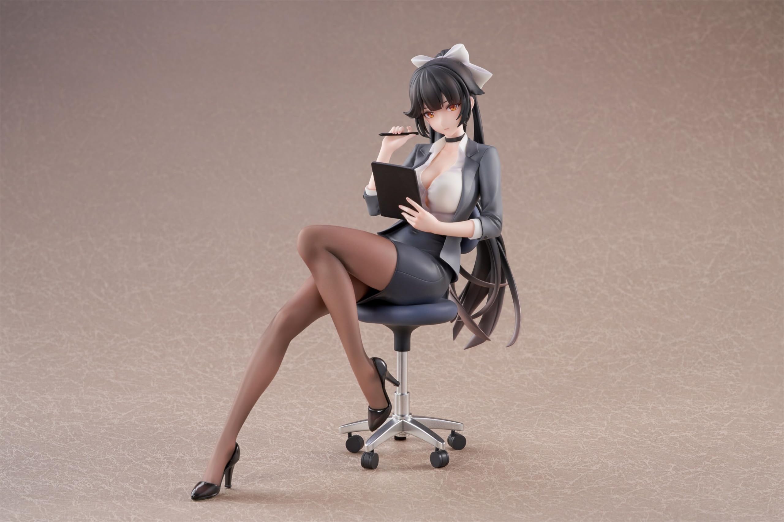 Amazon | アニゲーム アズールレーン 高雄 OL Ver. 全高約180mm（台座